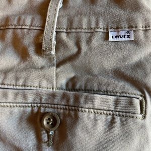 Levi’s Mens Chino pants 32x34